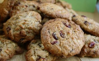 Gluten Free Cranberry Chocolate Oatmeal Cookies